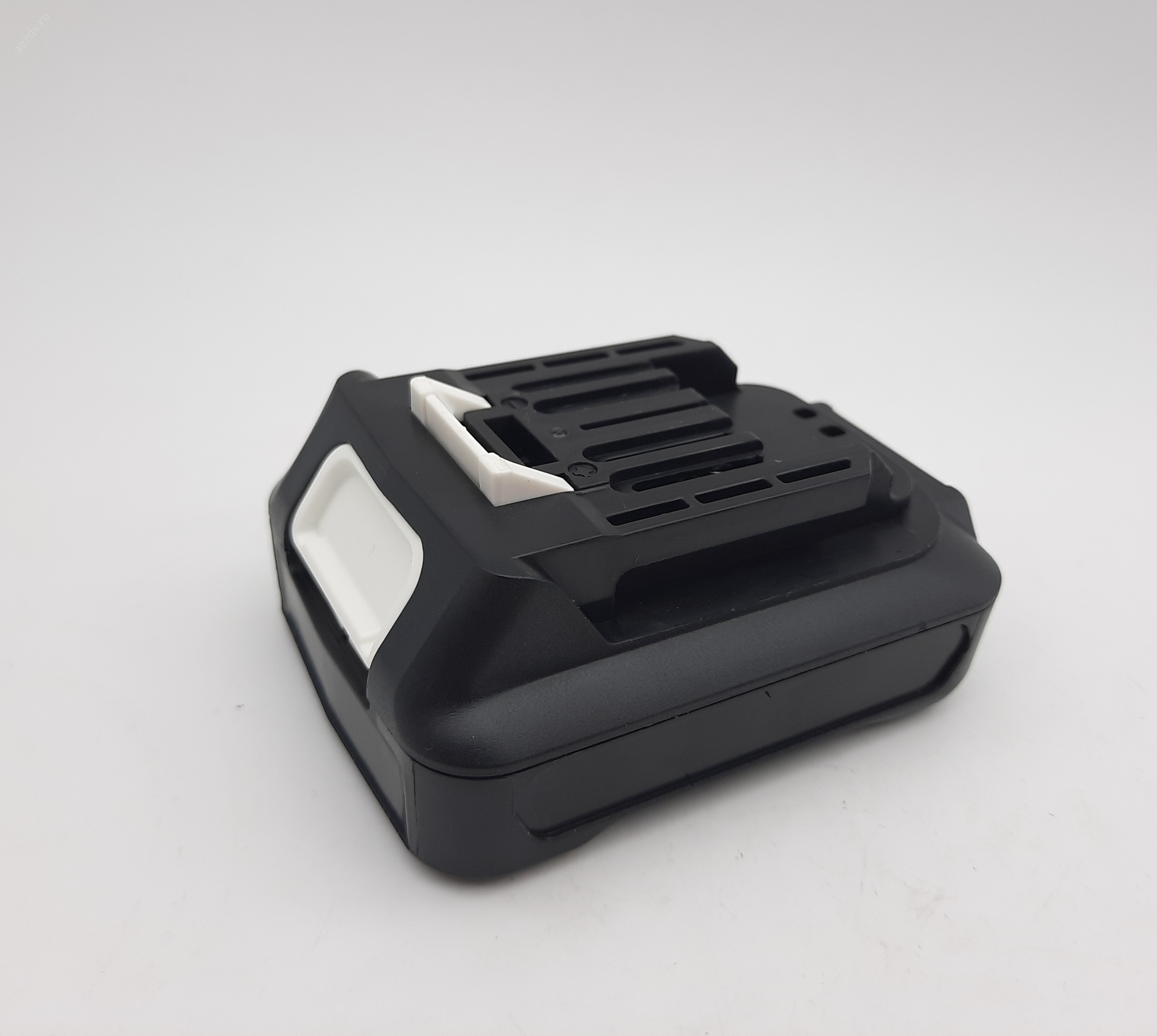 Аккумулятор LI-ON для шуруповёртов МАКИТА (12V, 2А/h)